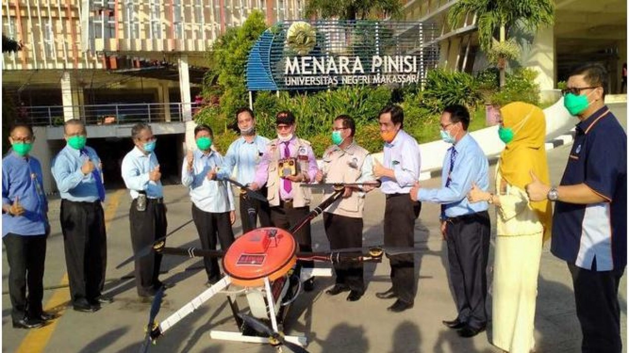 Fakultas Teknik UNM Makassar Luncurkun Drone Berskala Besar